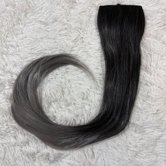 NWOT Ombre Gray Premium Silky Straight 24" Comfort Comb-In Synthetic Extension - Picture 2 of 14